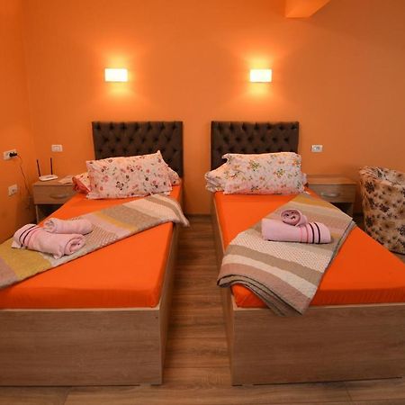 Apartament Trident Haţeg 外观 照片